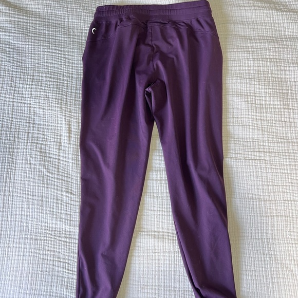 Zyia Unwind Joggers size large. Worn only a few times like new condition. - Picture 3 of 4
